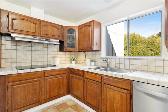 318 Lee Street, Santa Cruz, CA 95060