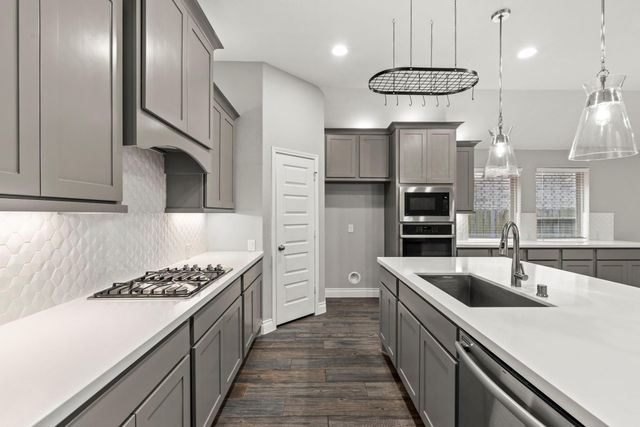 20303 Noble Arabian Drive, Tomball, TX 77377