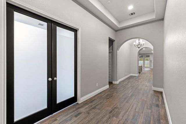 20303 Noble Arabian Drive, Tomball, TX 77377