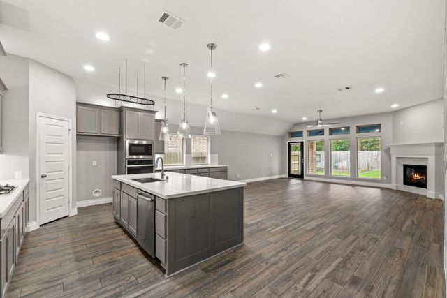 20303 Noble Arabian Drive, Tomball, TX 77377