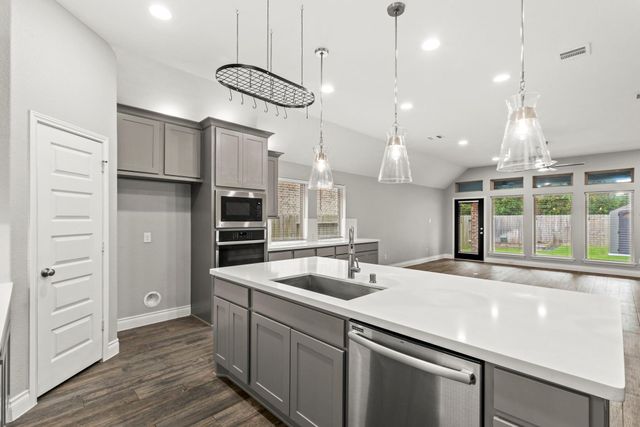 20303 Noble Arabian Drive, Tomball, TX 77377