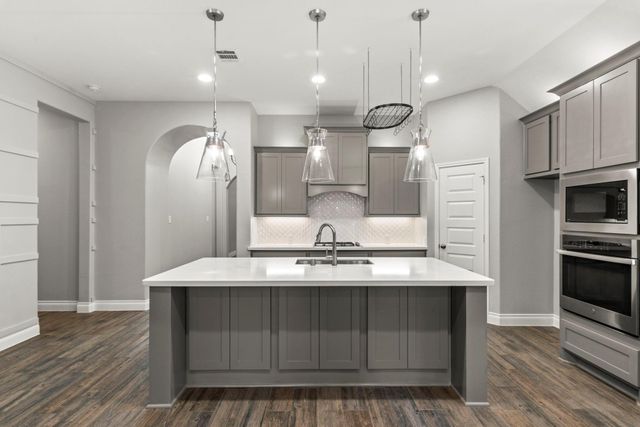 20303 Noble Arabian Drive, Tomball, TX 77377