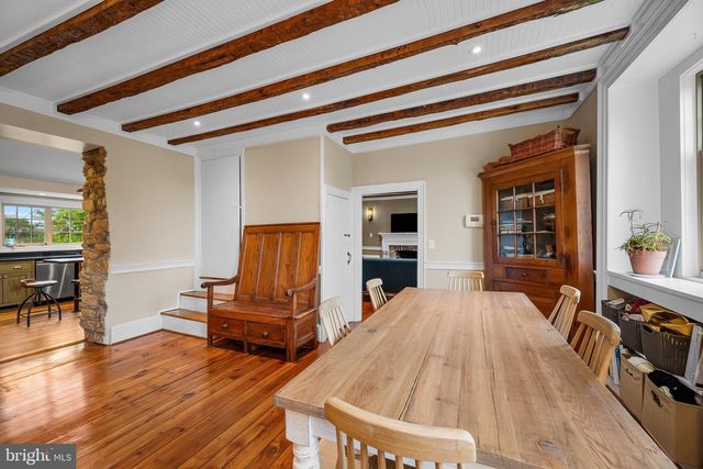 20597 AIRMONT RD, Bluemont, VA 20135