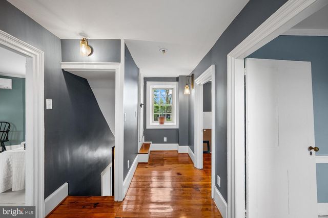 20597 AIRMONT RD, Bluemont, VA 20135