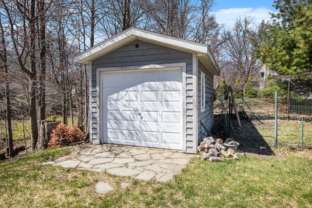 3975 Harbor Breeze Drive, Norton Shores City, MI 49441
