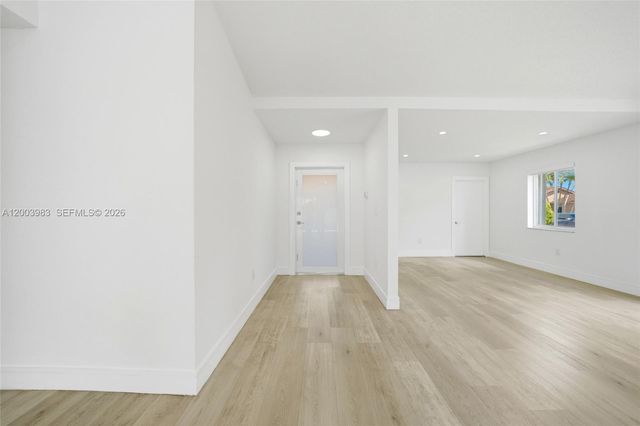 6136 NW 181st Terr Cir W, Hialeah, FL 33015