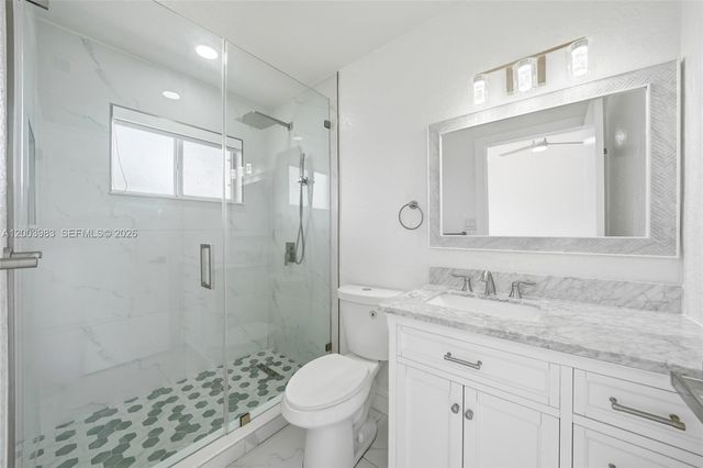 6136 NW 181st Terr Cir W, Hialeah, FL 33015