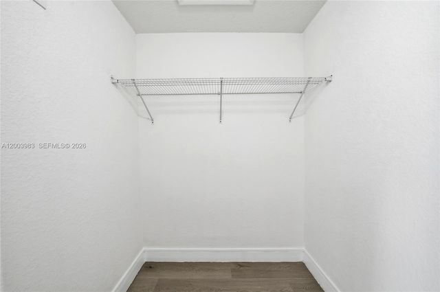 6136 NW 181st Terr Cir W, Hialeah, FL 33015