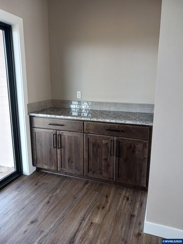 2785 Alexander Ln NE, Albany, OR 97321