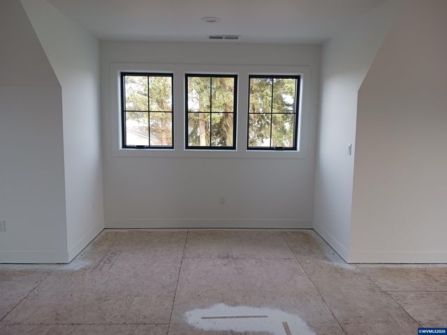 2785 Alexander Ln NE, Albany, OR 97321