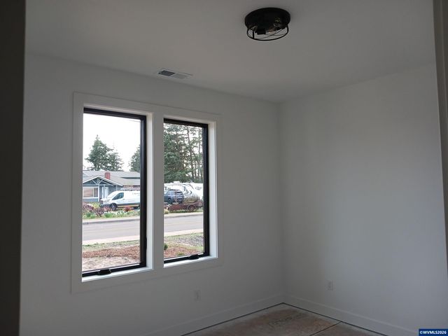 2785 Alexander Ln NE, Albany, OR 97321