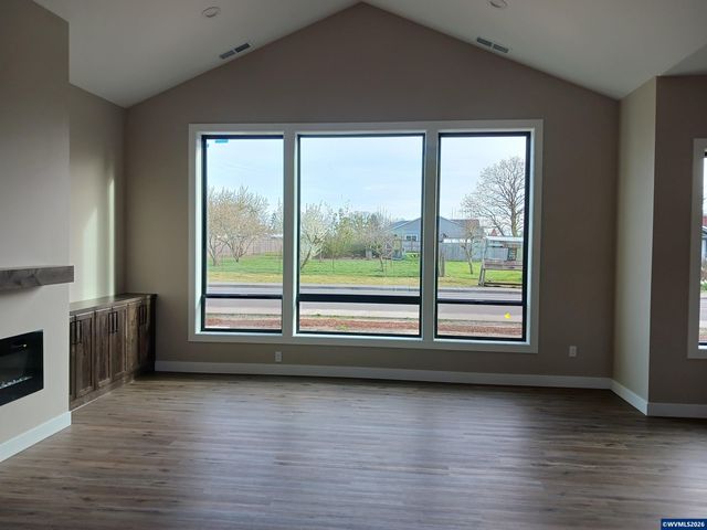 2785 Alexander Ln NE, Albany, OR 97321