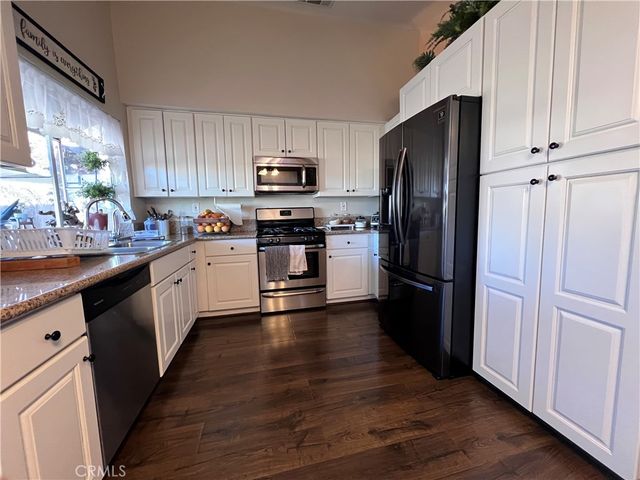 544 Turquoise, Perris, CA 92571