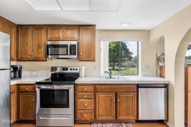 34137 Village 34, Camarillo, CA 93012