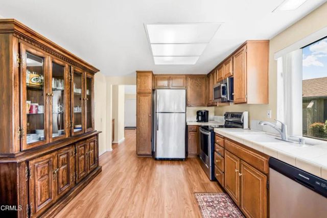 34137 Village 34, Camarillo, CA 93012