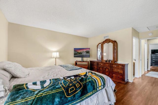 34137 Village 34, Camarillo, CA 93012