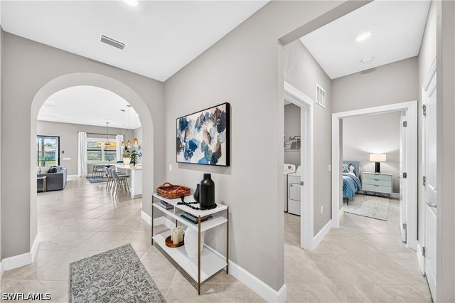 19649 Aqua View LN, Fort Myers, FL 33913