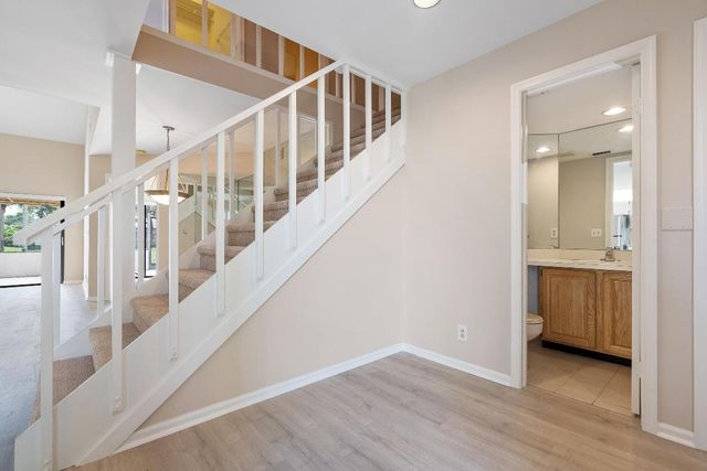 61 Edinburgh Drive, Palm Beach Gardens, FL 33418