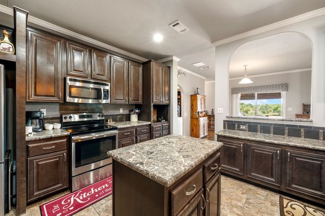 737 Bunk House Drive, Venus, TX 76084