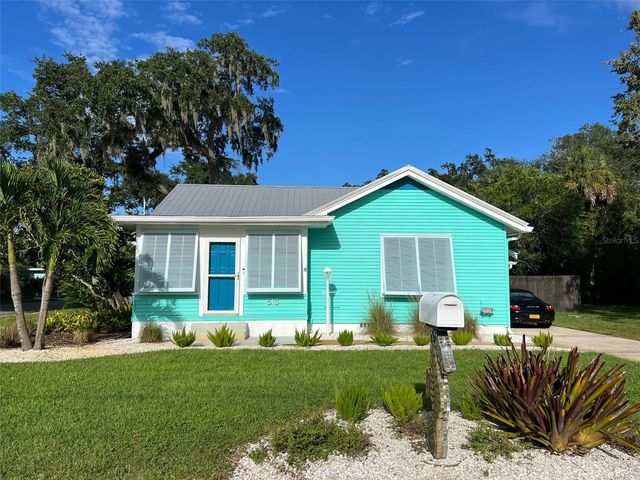 513 BALL STREET, New Smyrna Beach, FL 32168