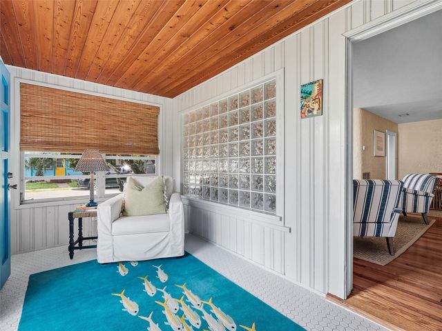513 BALL STREET, New Smyrna Beach, FL 32168