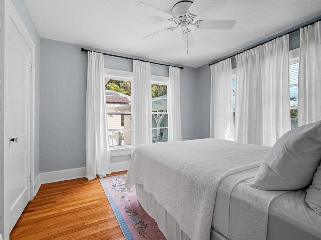 513 BALL STREET, New Smyrna Beach, FL 32168