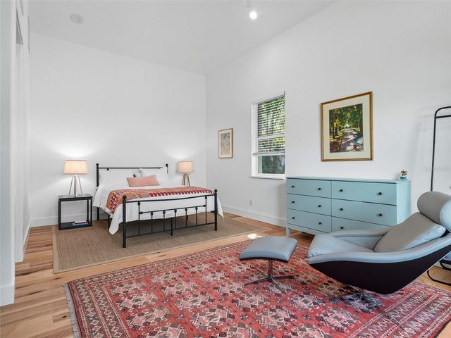 513 BALL STREET, New Smyrna Beach, FL 32168