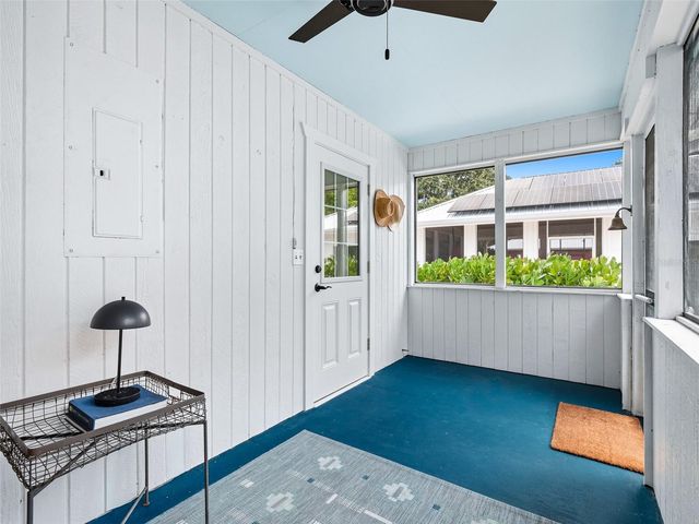 513 BALL STREET, New Smyrna Beach, FL 32168