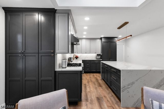 24 Wharton Way, Bernards Twp., NJ 07920