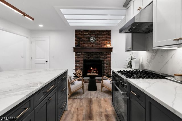 24 Wharton Way, Bernards Twp., NJ 07920