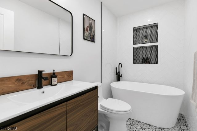 24 Wharton Way, Bernards Twp., NJ 07920