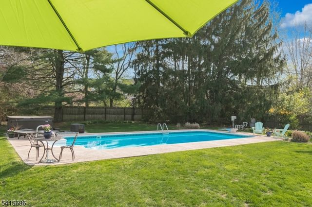 24 Wharton Way, Bernards Twp., NJ 07920