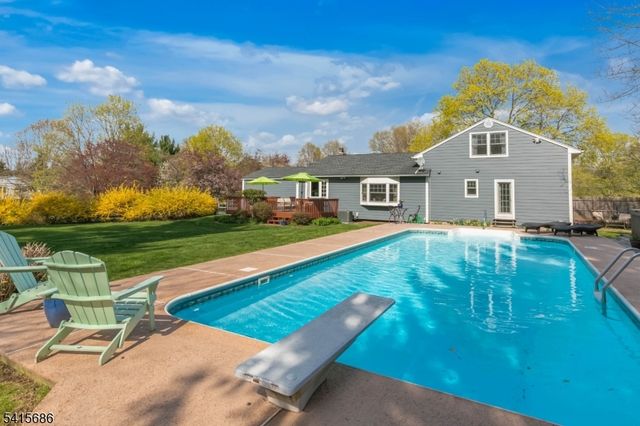 24 Wharton Way, Bernards Twp., NJ 07920