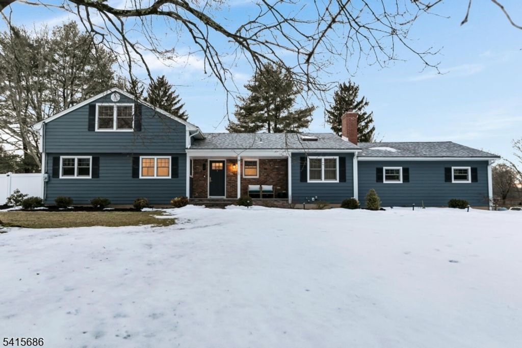 24 Wharton Way, Bernards Twp., NJ 07920