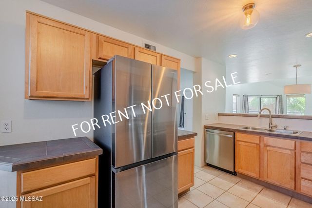 5675 N Camino Esplendora Apt 5226, Tucson, AZ 85718