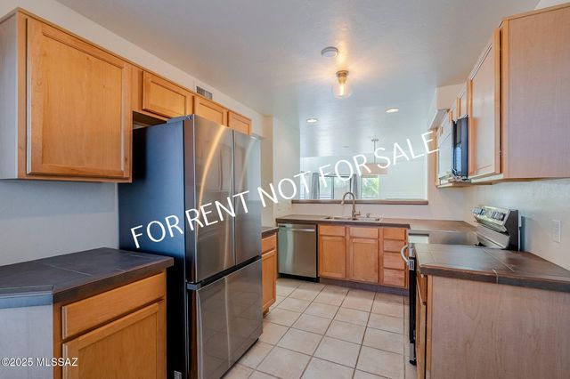 5675 N Camino Esplendora Apt 5226, Tucson, AZ 85718