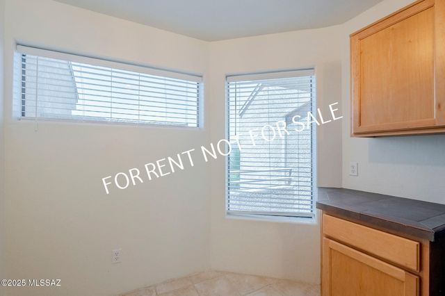 5675 N Camino Esplendora Apt 5226, Tucson, AZ 85718
