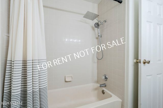 5675 N Camino Esplendora Apt 5226, Tucson, AZ 85718