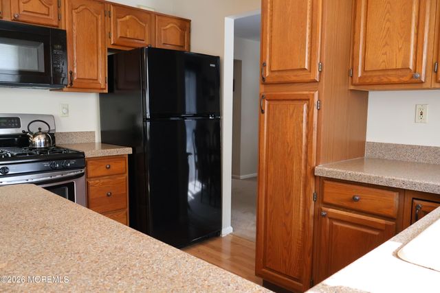 2409 Coral Leaf Road, Toms River, NJ 08755