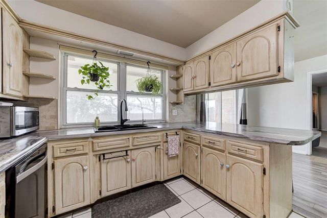 7612 Brookside Drive, Oklahoma City, OK 73132