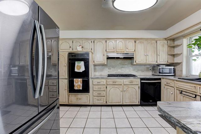 7612 Brookside Drive, Oklahoma City, OK 73132