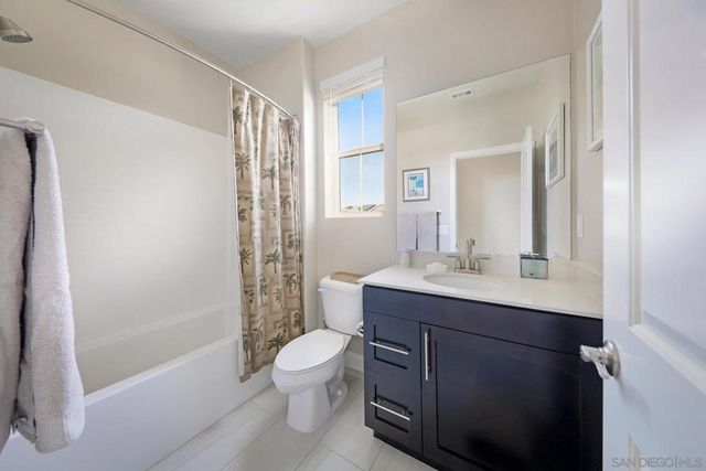 27661 Heritage Lane, Valley Center, CA 92082