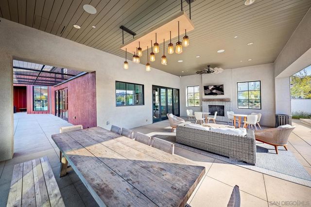 27661 Heritage Lane, Valley Center, CA 92082