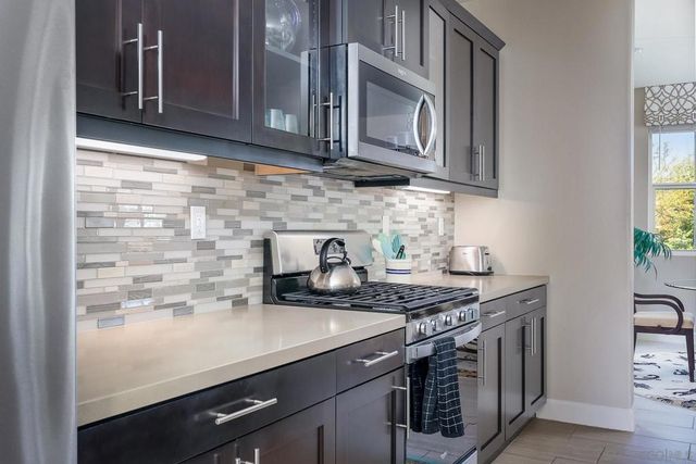 27661 Heritage Lane, Valley Center, CA 92082