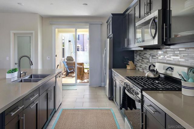 27661 Heritage Lane, Valley Center, CA 92082