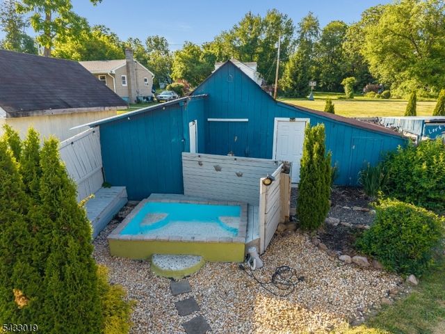 19 Columbus Cir, Mansfield Twp., NJ 07865