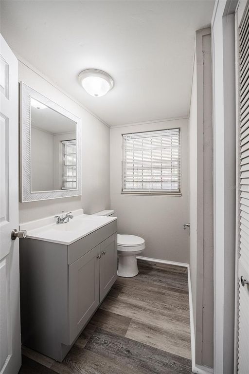 Image 16 of property listing at 510 CAROLYN DRIVE, Lakeland, FL 33803