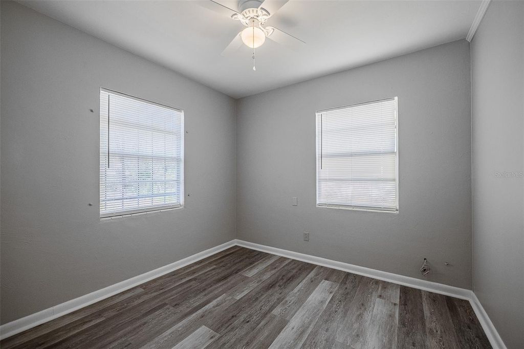 Image 22 of property listing at 510 CAROLYN DRIVE, Lakeland, FL 33803