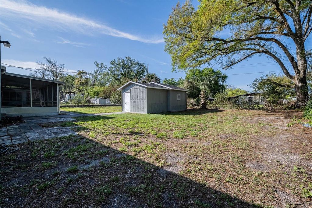 Image 37 of property listing at 510 CAROLYN DRIVE, Lakeland, FL 33803