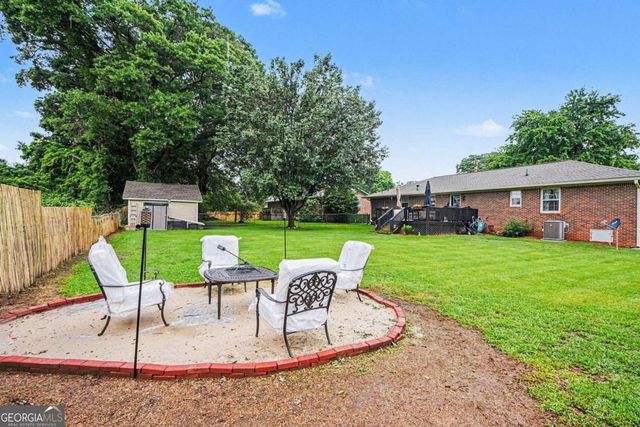 110 Woodmont Drive, Griffin, GA 30224